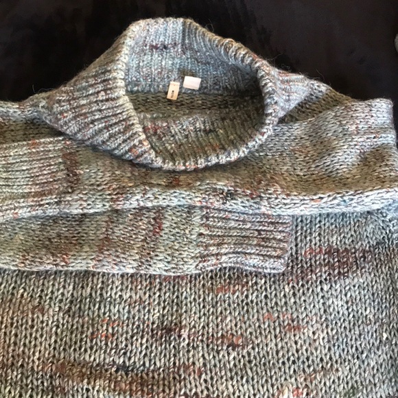 Anthropologie green sweater - Picture 5 of 5